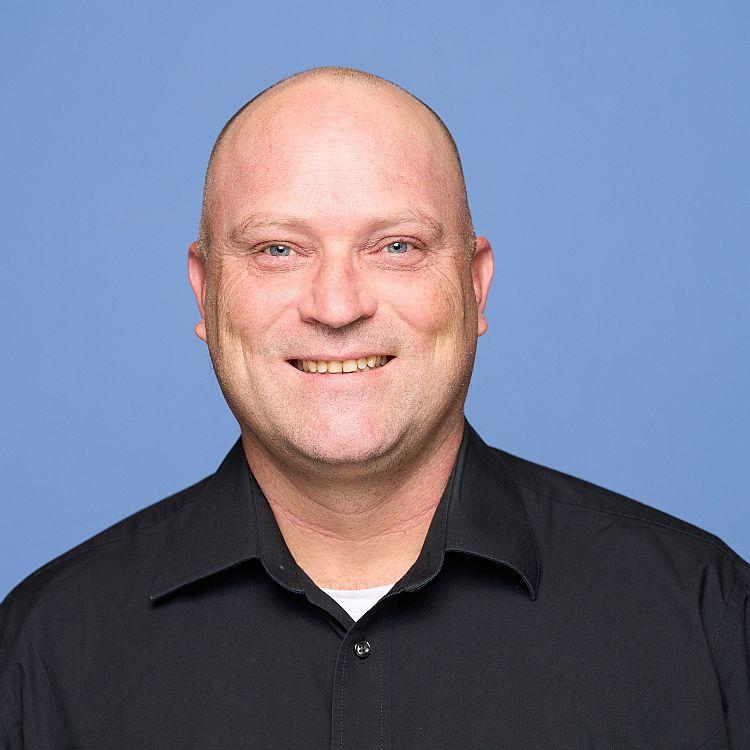 Thomas Ross headshot